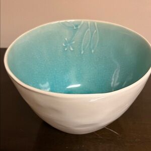 Elegant White and Blue Ceramic Bowls (6)